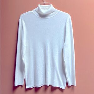 Chico’s Size 4 (20/22) Ivory Color Long Sleeve Women’s Turtleneck Sweater